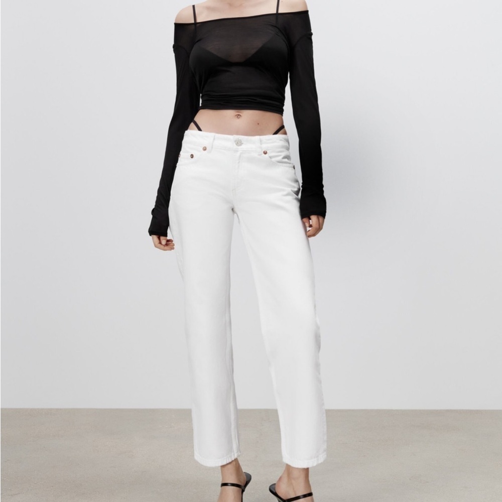 ZARA Low Rise Straight Leg Jean BNWT